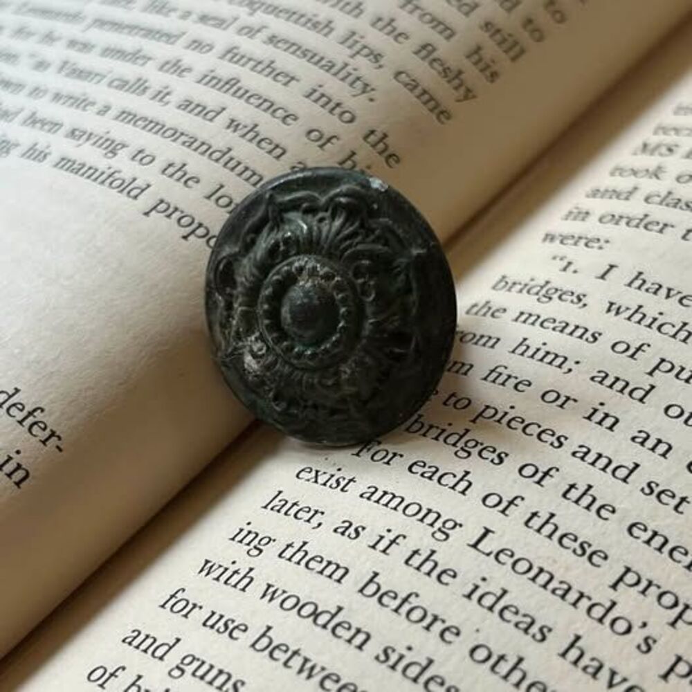 Single Vintage Ornate Metal Cabinet/Drawer Knob